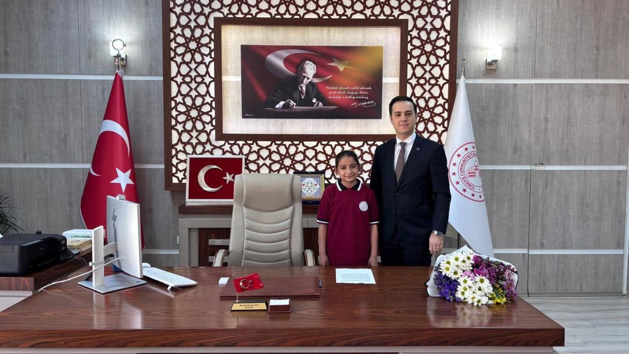 Durağan Kaymakamı  görevini Semanur ŞENEL'e devretti.