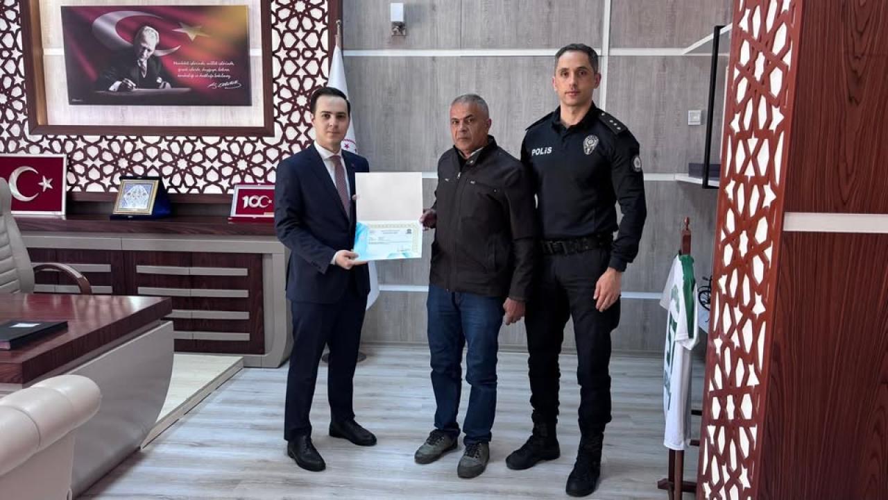 Polis Memuru Yakup Şahin Emekliye Ayrıldı